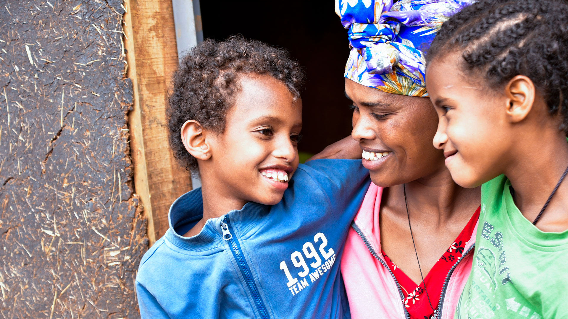 Empoderando a las familias en Etiopía en la construcción de un mejor mañana  Banner Image